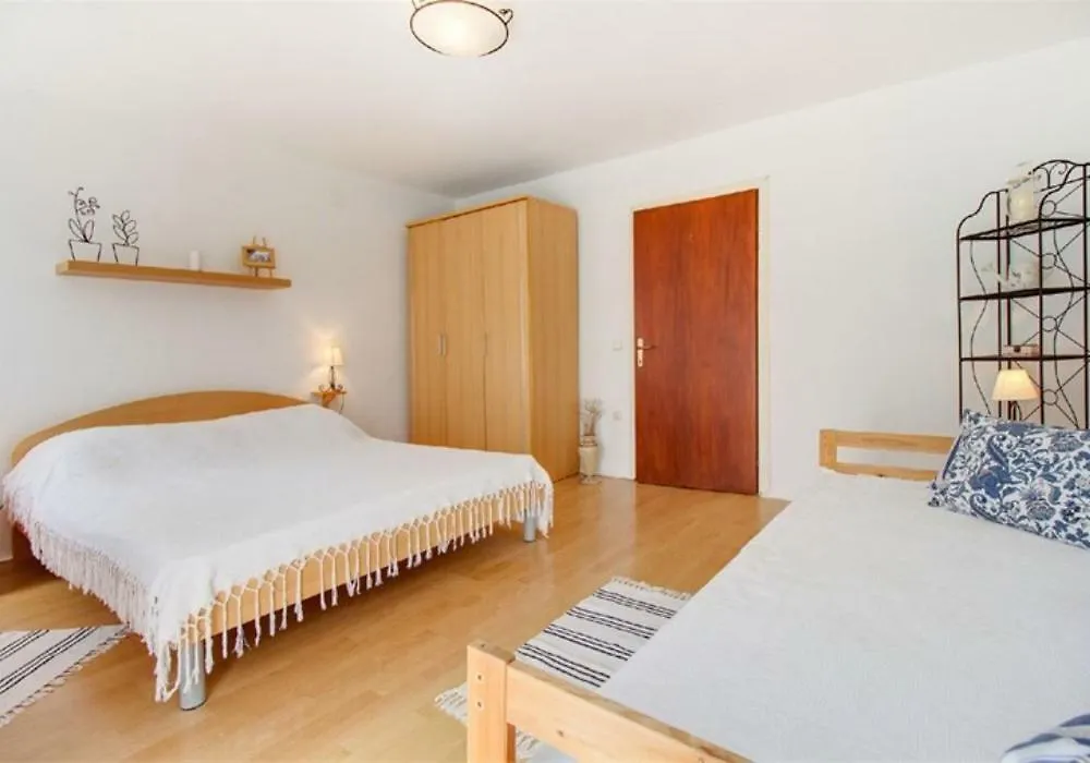 Apartments Jelena Veli Losinj