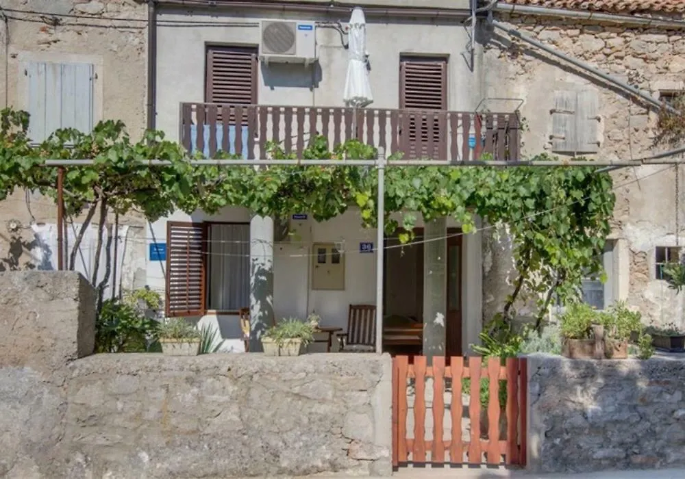 Apartments Jelena Veli Losinj